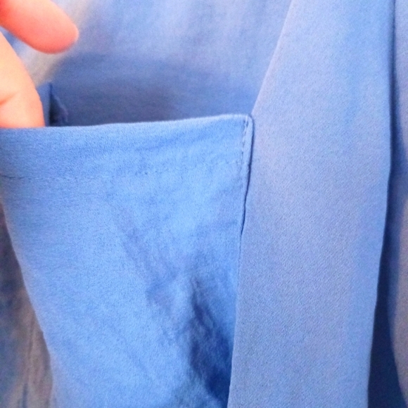 Liz Claiborne Blue Women's Gauzy Flowy Short Sleeve Blouse - Picture 8 of 11